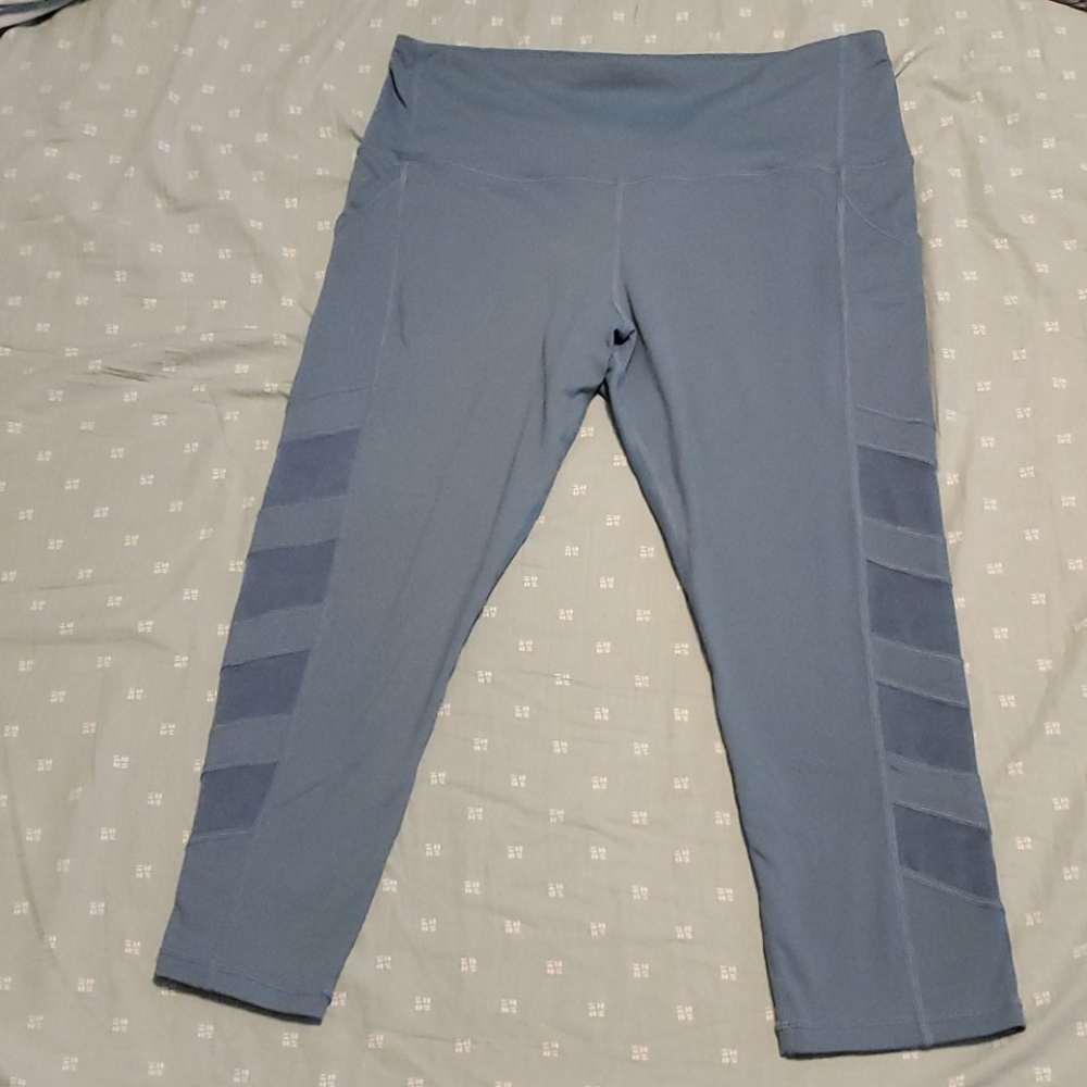 KIAVA Slimming Mesh Capris, Large